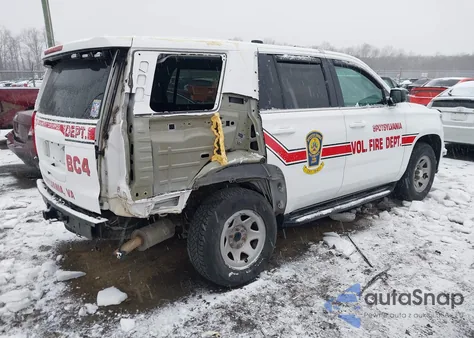 2015 Chevrolet Tahoe Commercial Fleet z USA, uszkodzony, nr VIN 1GNSK3EC2FR574621